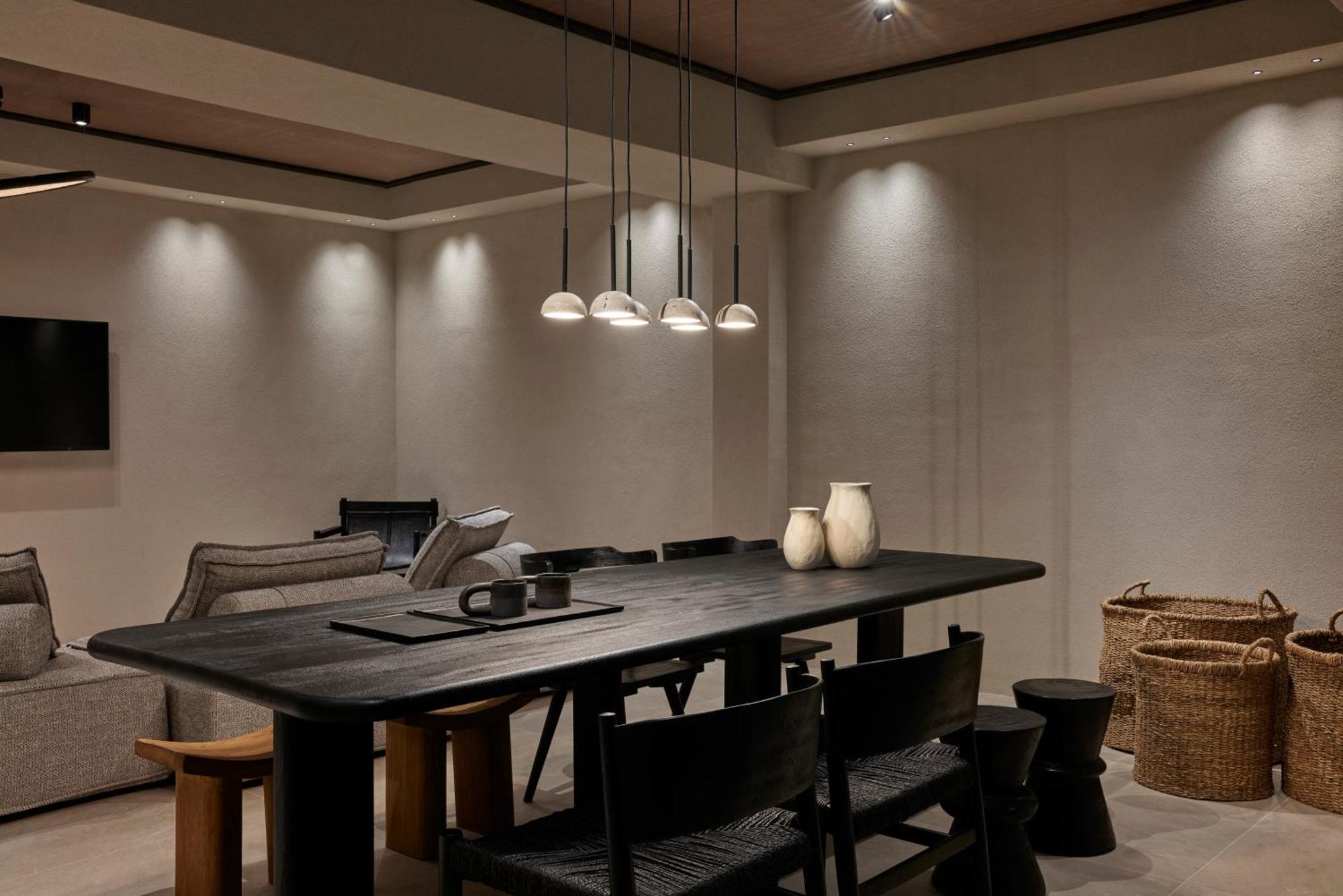Alaso Design Suites Тира Экстерьер фото